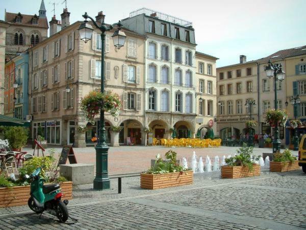 Copropriete De La Place Épinal Exterior foto